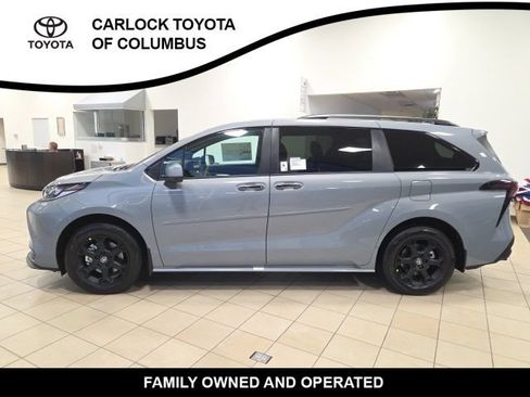 New 2026 Toyota Sienna XLE Woodland Edition AWD/4WD image 1