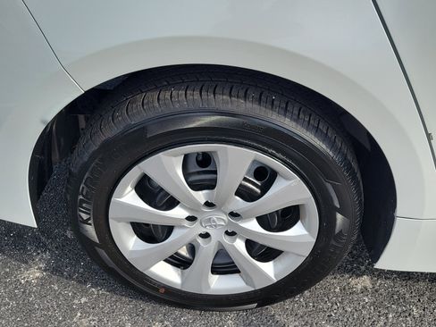 Certified 2024 Toyota Corolla LE FWD image 10