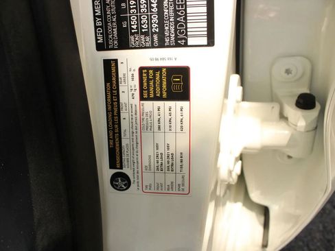 Used 2017 Mercedes-Benz GLE 43 AMG 4MATIC w/ Premium 2 Package image 47