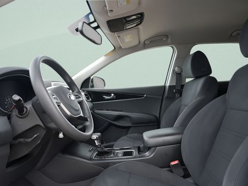 Used 2019 Kia Sorento FWD V6 image 24