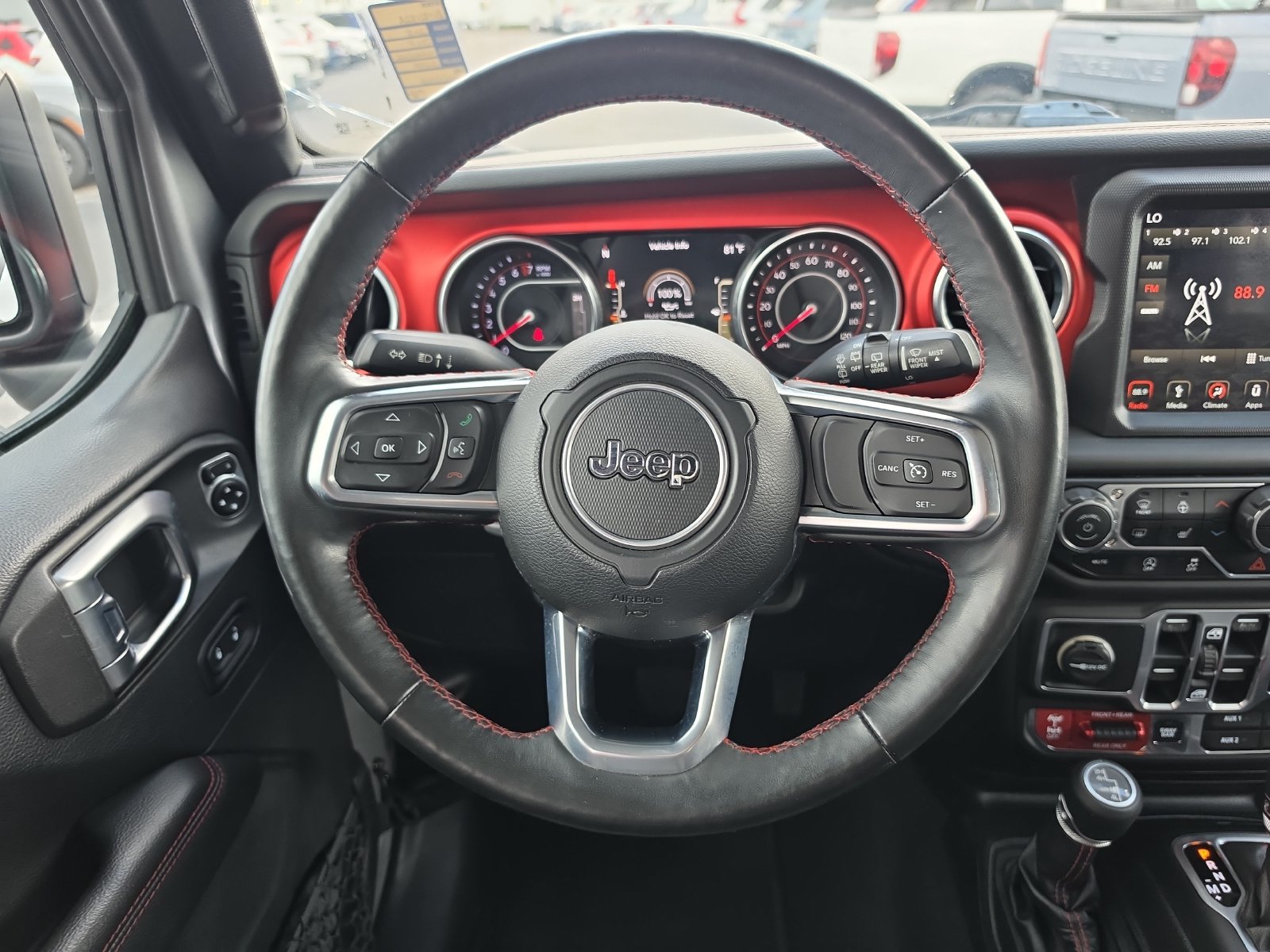 Used 2018 Jeep Wrangler Unlimited Rubicon AWD/4WD image 10