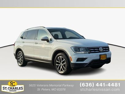 Used 2021 Volkswagen Tiguan SE w/ Panoramic Sunroof Package