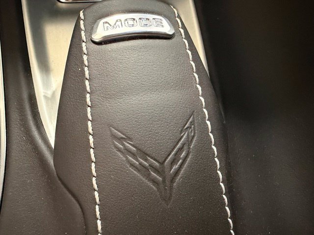 Used 2024 Chevrolet Corvette Stingray Premium Cpe w/ Z51 Performance Package RWD image 21