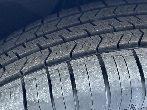 Used 2023 Chevrolet Tahoe LT image 12