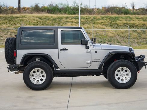 Used 2017 Jeep Wrangler Sport w/ Quick Order Package 24S image 3