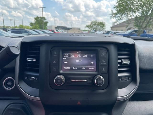New 2024 RAM 3500 Tradesman AWD/4WD image 17