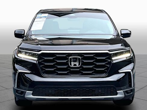 Used 2025 Honda Pilot EX-L image 4