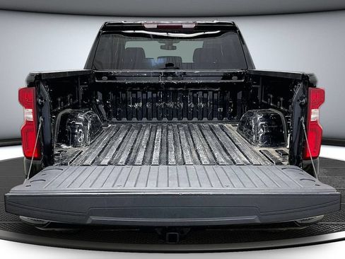 Used 2021 Chevrolet Silverado 1500 Custom w/ Safety Confidence Package AWD/4WD image 7