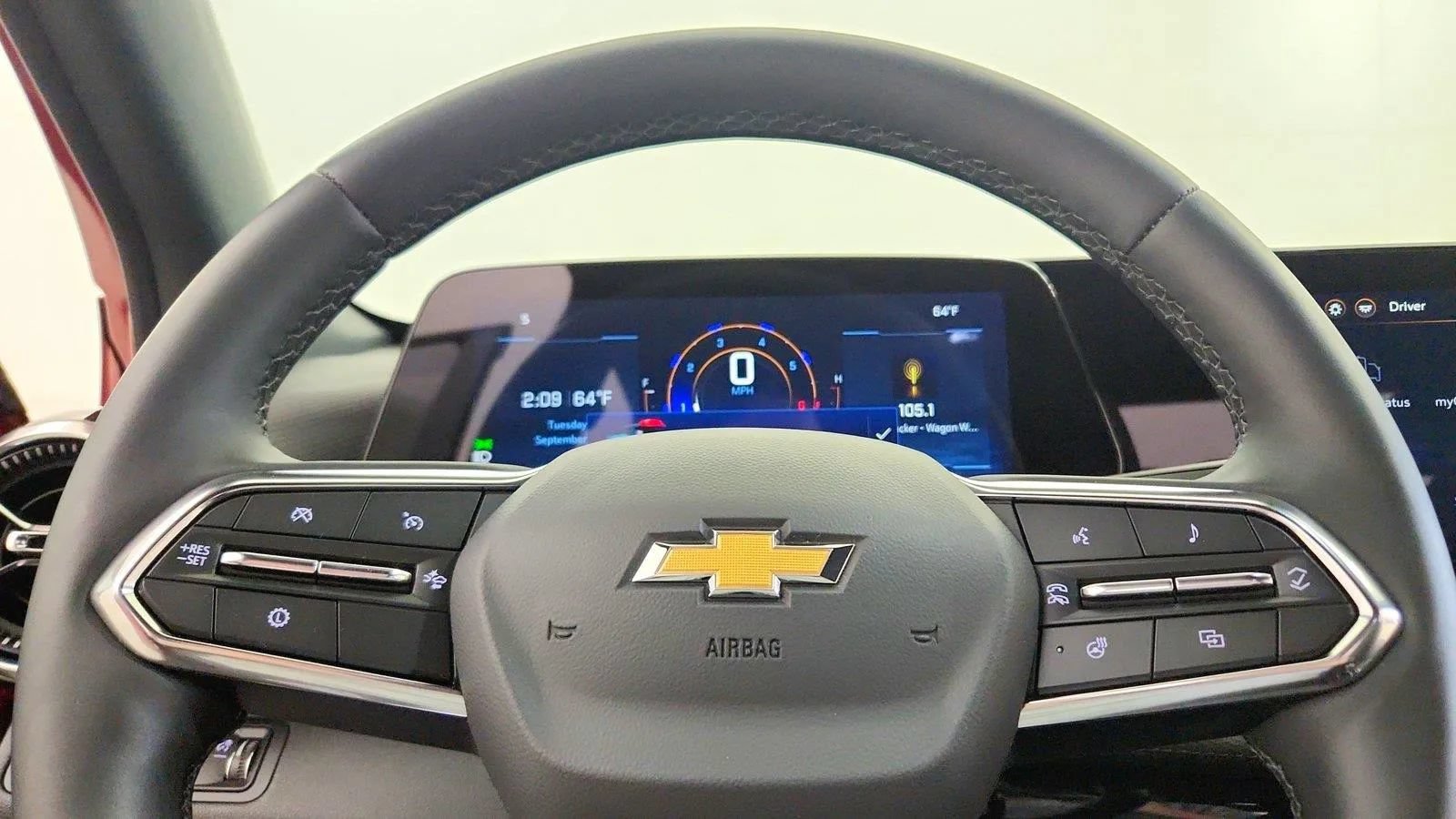 Used 2026 Chevrolet Equinox LT w/ Convenience Package II FWD image 17
