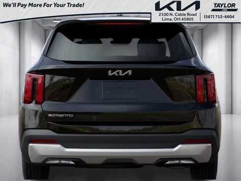 New 2026 Kia Sorento LX image 13