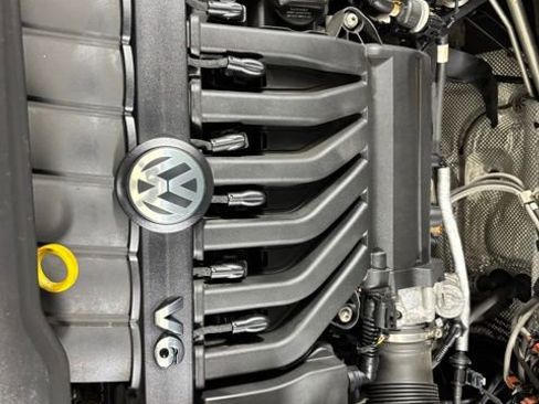 Used 2018 Volkswagen Atlas SEL AWD/4WD image 24