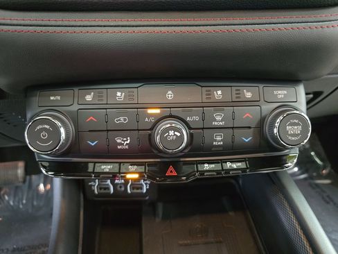 Certified 2023 Dodge Durango R/T AWD/4WD image 23