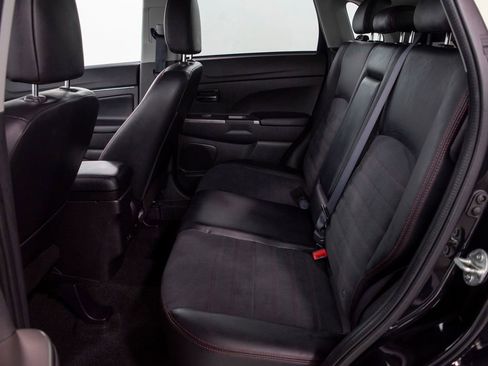 Used 2024 Mitsubishi Outlander Sport SE image 7