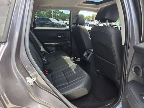 Used 2024 Honda HR-V EX-L image 17