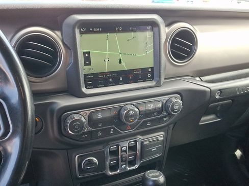 Used 2021 Jeep Wrangler Unlimited Sport AWD/4WD image 19