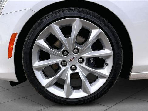 Used 2019 Cadillac CTS Luxury image 9