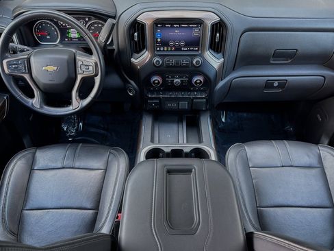 Used 2022 Chevrolet Silverado 1500 High Country w/ Z71 Off-Road Package image 14