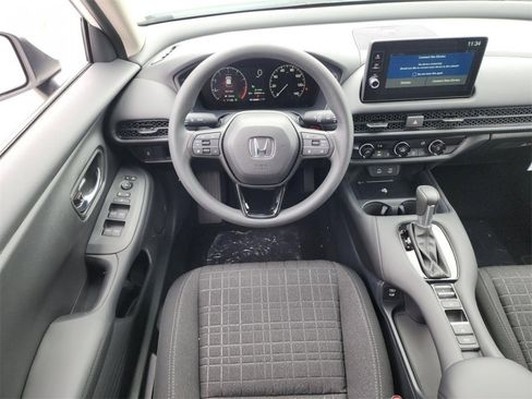 New 2026 Honda HR-V LX image 27