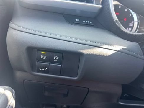 Used 2026 Toyota Highlander XLE AWD/4WD image 29