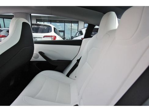 Used 2024 Tesla Model 3 Performance AWD/4WD image 12