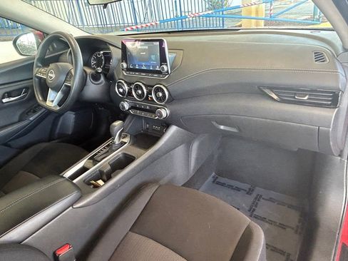 Used 2024 Nissan Sentra SV image 25