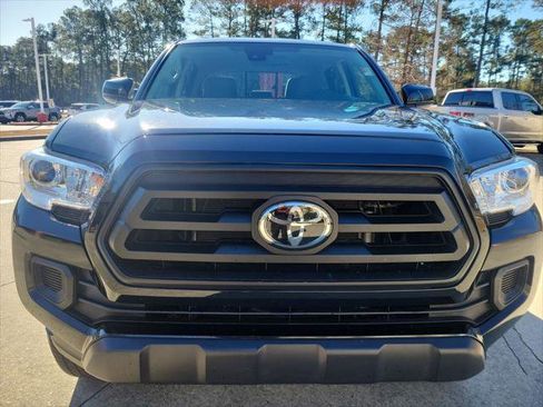 Certified 2023 Toyota Tacoma SR image 4