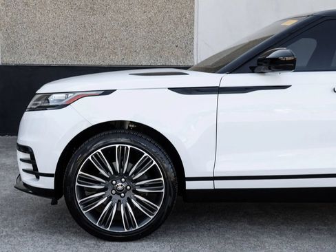 Used 2022 Land Rover Range Rover Velar R-Dynamic S AWD/4WD image 15