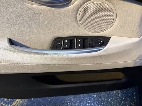 Used 2012 BMW 535i Gran Turismo image 34