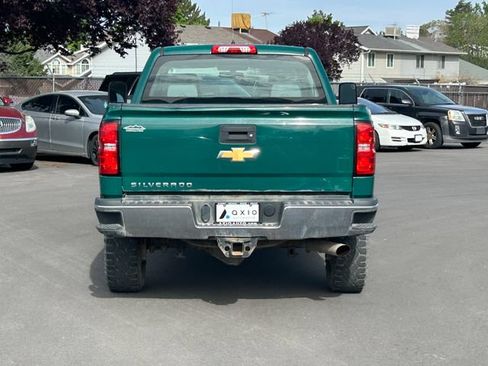 Used 2017 Chevrolet Silverado 2500 W/T AWD/4WD image 5