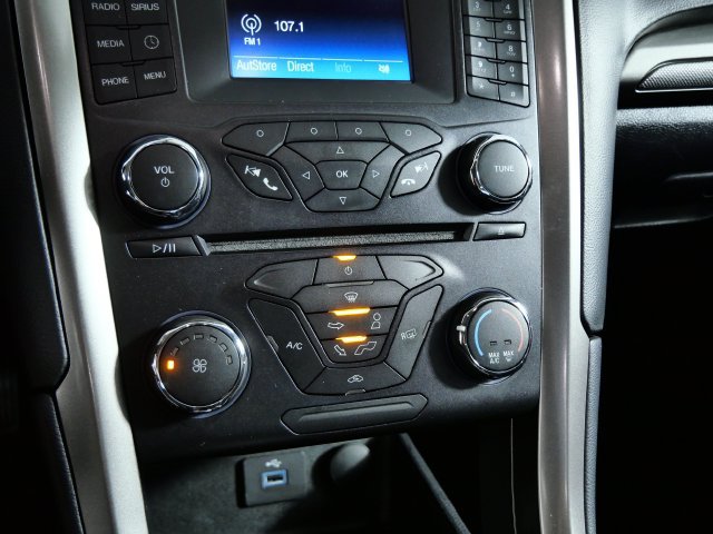 Certified 2017 Ford Fusion SE FWD image 22