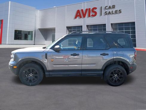 Used 2025 Ford Bronco Sport Badlands image 10