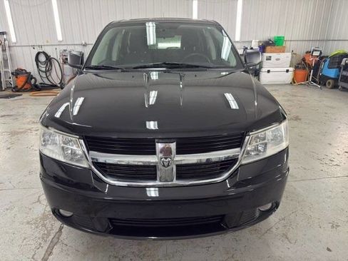 Used 2010 Dodge Journey SE w/ Exterior Appearance Pkg image 2