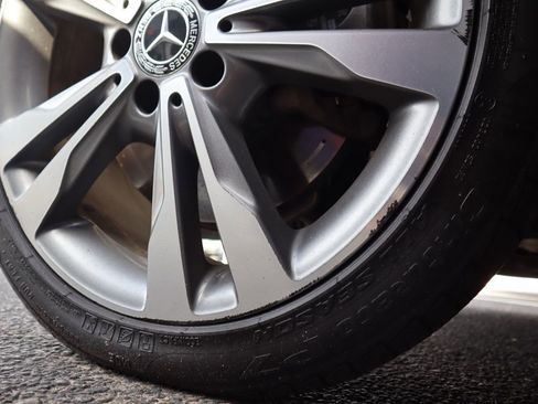 Used 2019 Mercedes-Benz C 300 4MATIC Sedan image 21