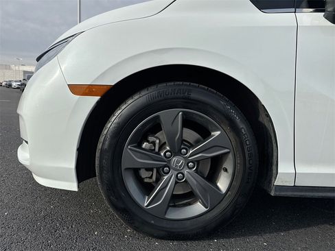 Used 2021 Honda Odyssey EX image 10