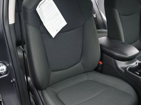 Used 2025 Toyota RAV4 LE FWD image 14