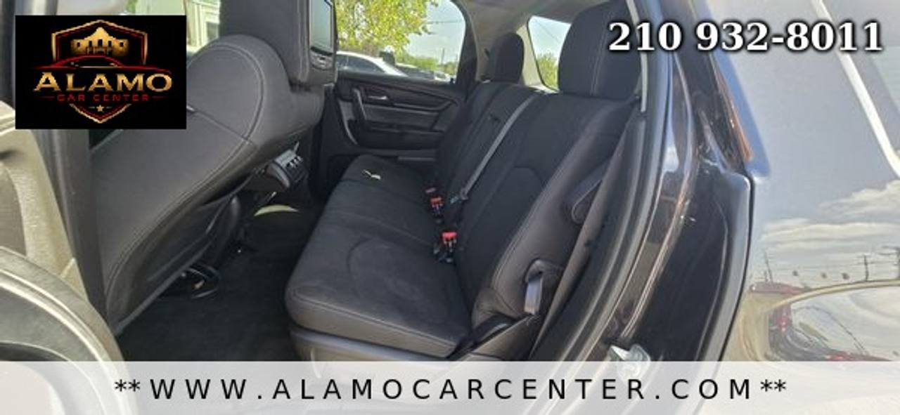 Used 2015 GMC Acadia SLE FWD image 29