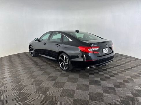 Used 2019 Honda Accord Sport image 9