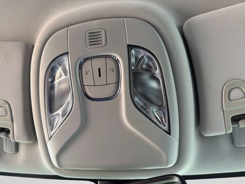 Used 2019 Jeep Compass Latitude AWD/4WD image 20