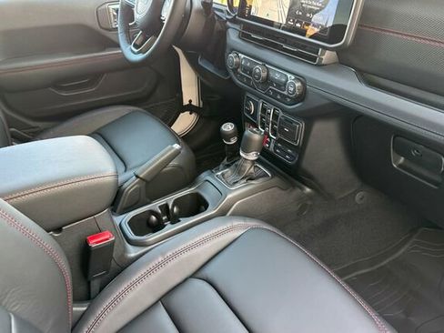 New 2026 Jeep Gladiator Rubicon image 12