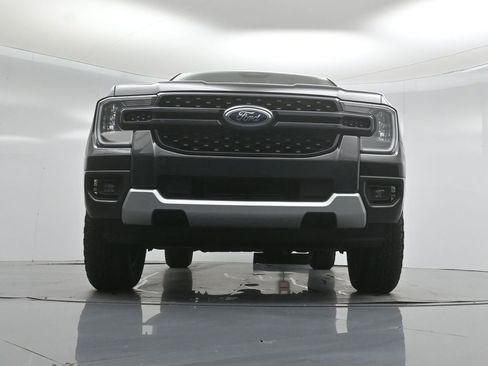 Used 2024 Ford Ranger XLT w/ Equipment Group 301A High RWD image 38