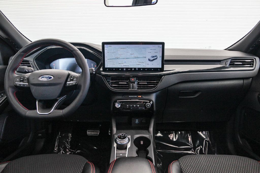 Certified 2023 Ford Escape ST-Line w/ Tech Pack #1 FWD image 13