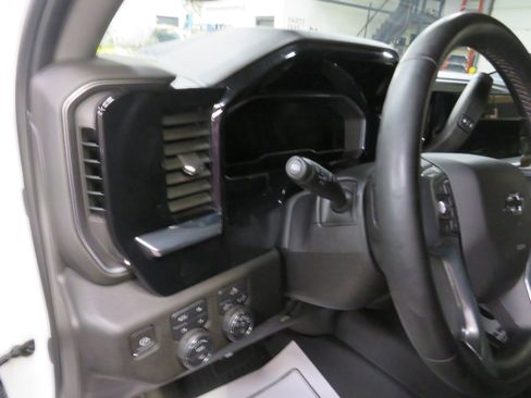 Used 2023 Chevrolet Silverado 1500 RST image 16