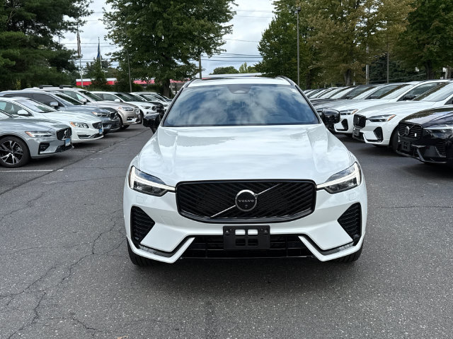 Certified 2026 Volvo XC60 B5 Plus AWD/4WD image 6