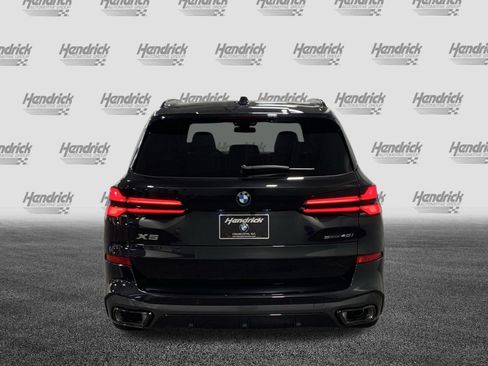 Used 2026 BMW X5 sDrive40i w/ M Sport Package RWD image 7