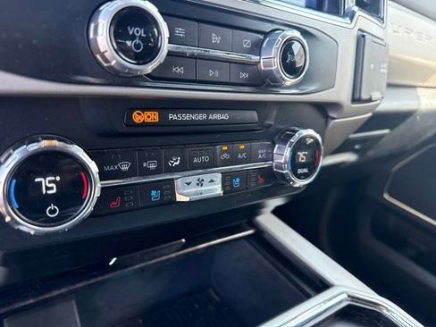 Used 2022 Ford F350 Lariat w/ Lariat Value Package AWD/4WD image 6