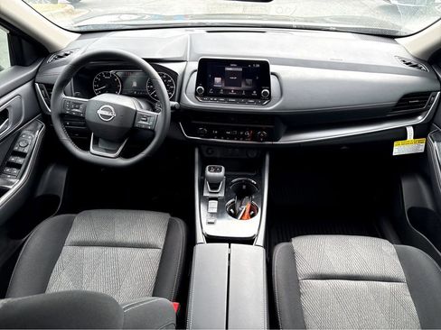 New 2026 Nissan Rogue SV FWD image 4