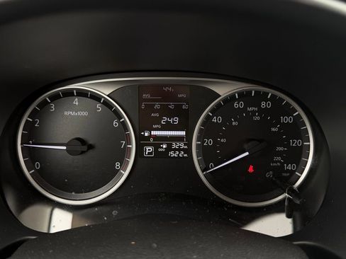 Used 2025 Nissan Kicks Play S image 17