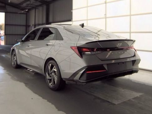 Used 2025 Hyundai Elantra Sport w/ Cargo Package FWD image 6