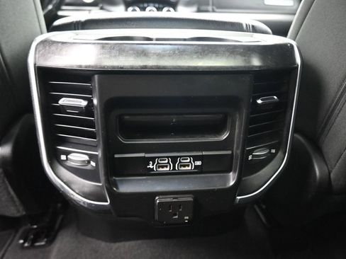 Used 2019 RAM 1500 Big Horn AWD/4WD image 37
