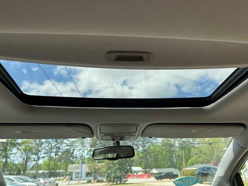 Used 2012 Honda Odyssey EX-L image 11